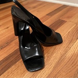 Tom Ford Era vintage Gucci sling back pumps